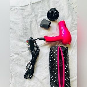 CHI Mini Pro Pink Travel Hair Dryer With Diffuser & Travel bag $65 dual voltage